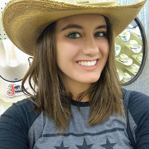 Meet your Posher, Reese